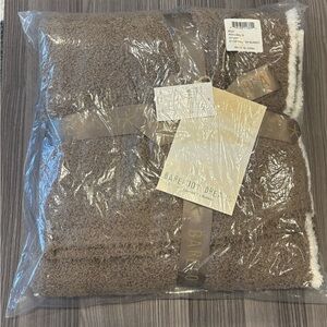 Barefoot Dreams Cozy Contrast Tip Blanket